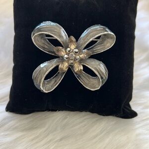 Vintage Silver Gray Marble with Light Purple Stone Brooch